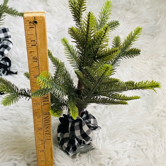 3 Small Green Trees With Plaid Fabric Weighted Base NEW - Picture 3 of 6